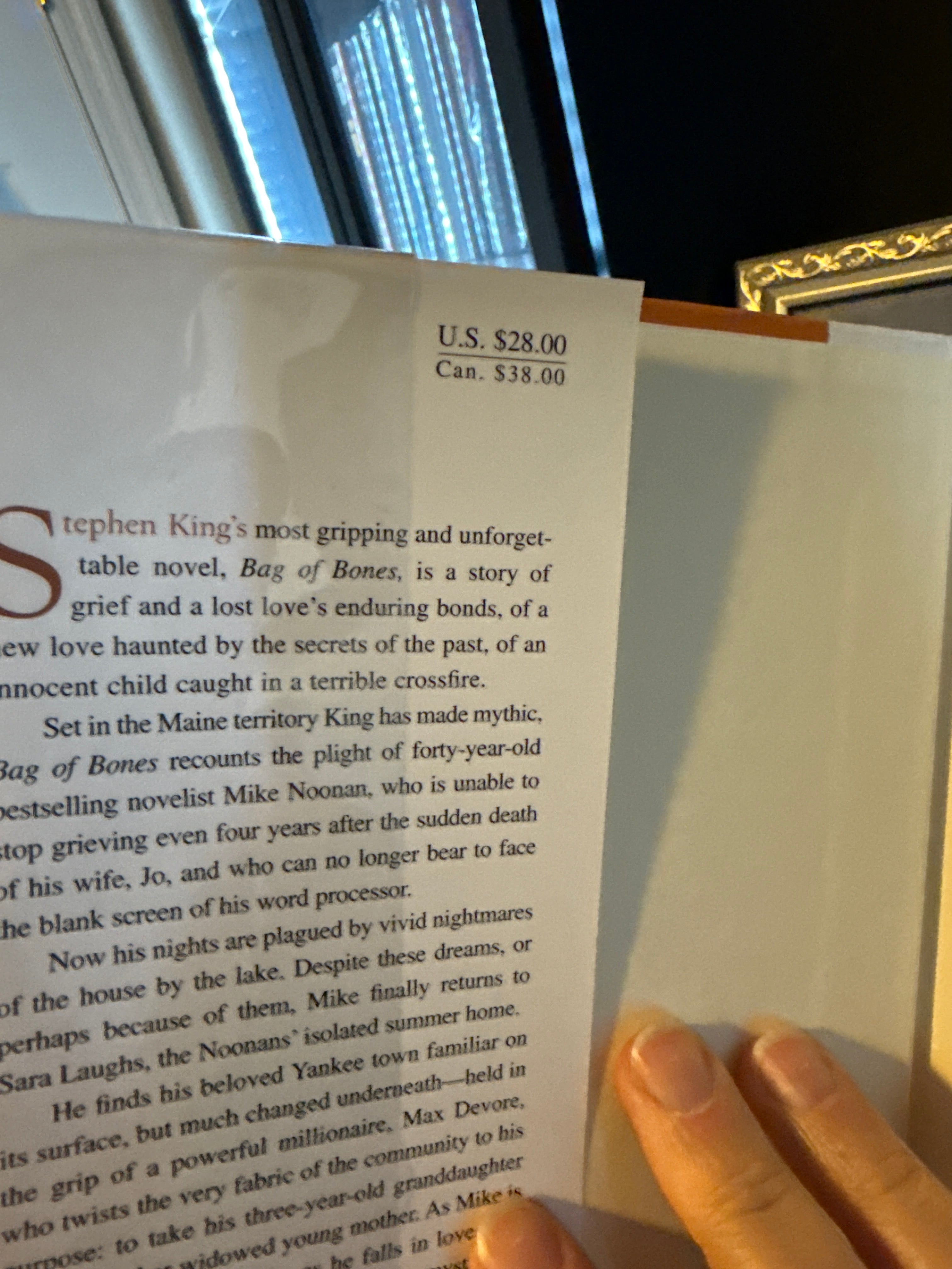 Bag of Bones by Stephen King (1998 First Edition, Scribner Hardcover with Dust Jacket)
